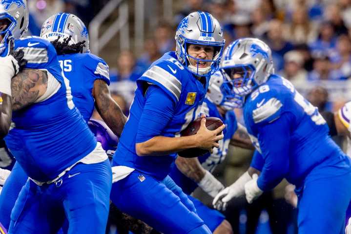 Lions’ Ferrari offense running like a PT Cruiser: Lingering issues put under microscope