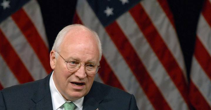 Dick Cheney, uno de los vicepresidentes más poderosos y divisivos de EEUU, muere a los 84 años