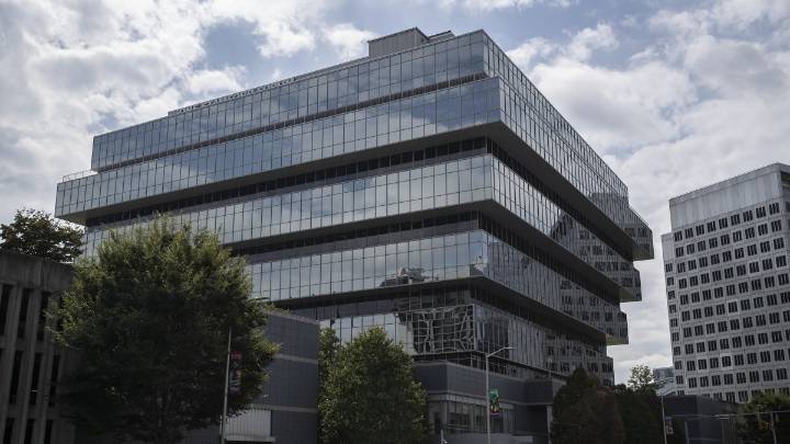 Here’s what’s in opioid settlement against Purdue, Sackler family