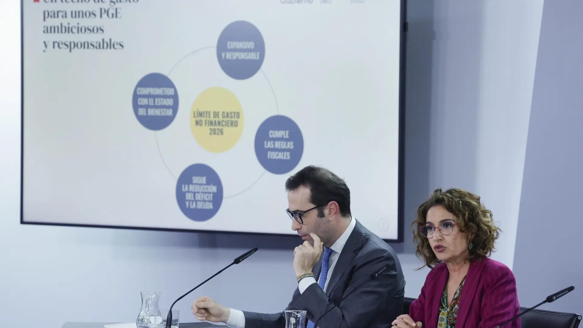 El Gobierno eleva el techo de gasto al récord de 216.177 millones en 2026 y prevé un déficit del 2,1%