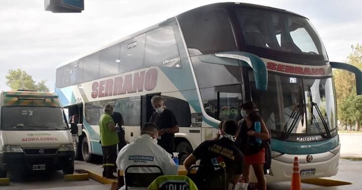 Eliminan requisitos administrativos en el transporte de pasajeros