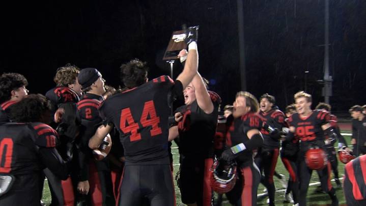Glens Falls repeats in Class B with 40