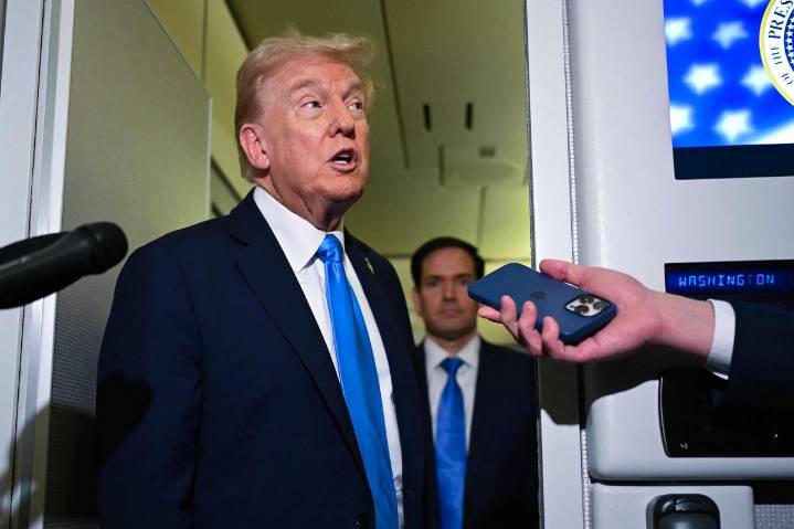 Casa Blanca defiende que Trump llamara "cerda" a periodista; "el que busca pelea, la encuentra"