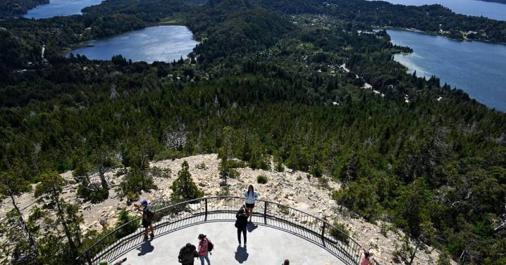 Bariloche suma más vuelos y descuentos para impulsar la temporada de verano 2026