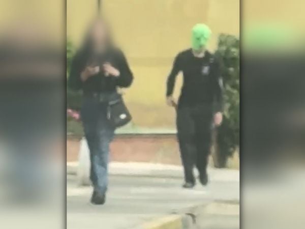 Alerta por sujeto enmascarado acosador en sector La Chimba