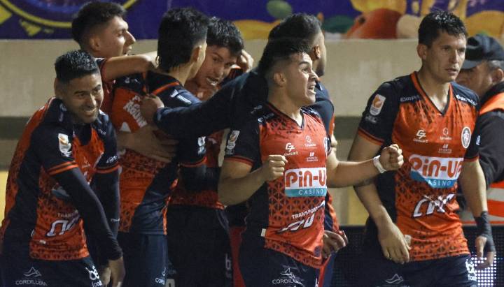 D. Limache se aleja de la zona de descenso tras vencer a U. Española que queda al borde del abismo