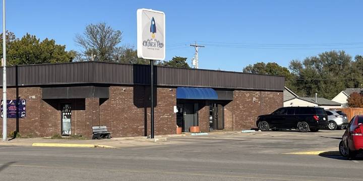 Wichita area daycare accused of leaving 5-year-old in van, state investigating