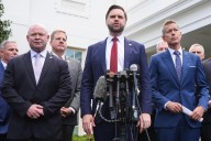 Escasez de controladores aéreos provoca más retrasos en vuelos en EEUU mientras sigue el cierre