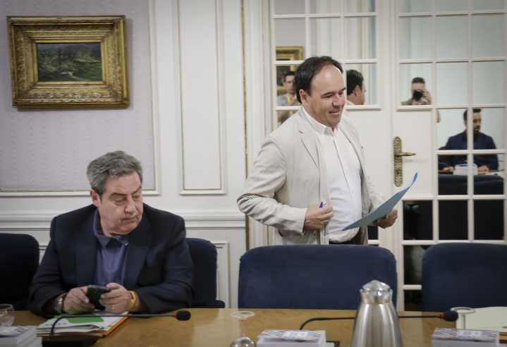 Vox negociará "medidas moi concretas" con Pérez LLorca para apoialo como sucesor de Mazón