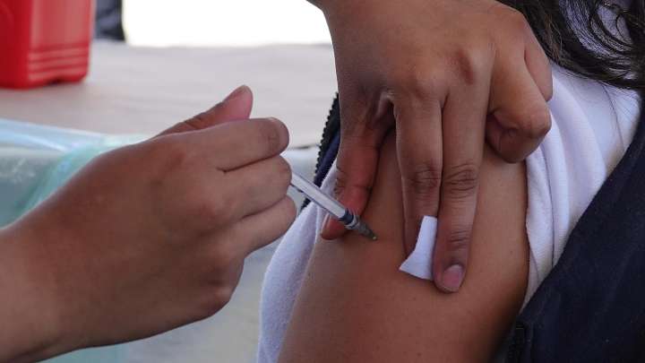 Campaña de Vacunación contra VPH 2025: ¿Quiénes se Deben Aplicar Dosis?