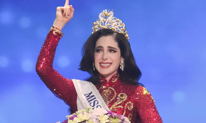 Jurado que renunció a Miss Universe 2025 tilda a Fátima Bosch de “ganadora falsa”