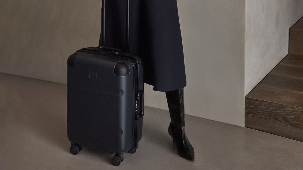 Master the Art of Traveling in Style With the Best Carry