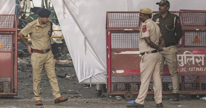 Delhi blast: Cops in search for red car likely linked to accused