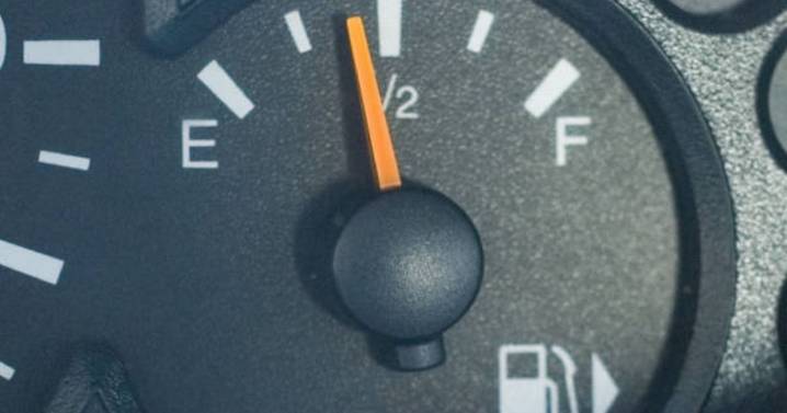 New £300 charge for drivers doing 10,000 miles a year under Labour