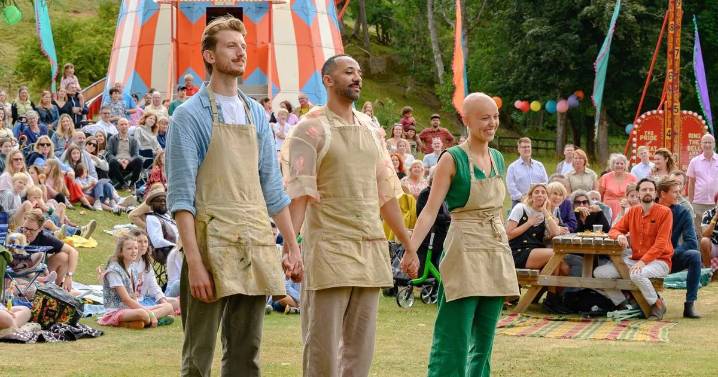 Great British Bake Off fans outraged as star 'robbed' in final after 'rule change'