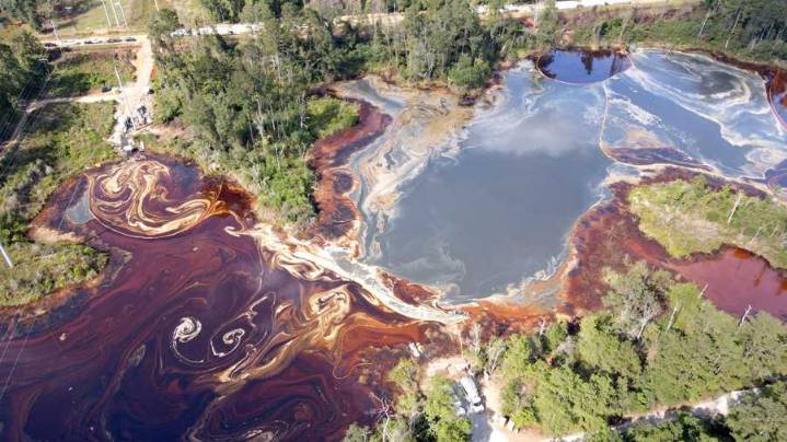 State officials downplay arsenic found in Tangipahoa River seafood after Smitty’s Supply explosion