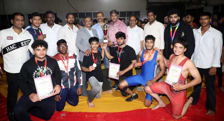 Anwar-ul-Uloom wins team title at Osmania University wrestling championship