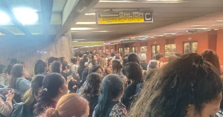 Metro ‘amanece lento’: Usuarios de las Líneas 3, 8 y B reportan retrasos de 15 minutos