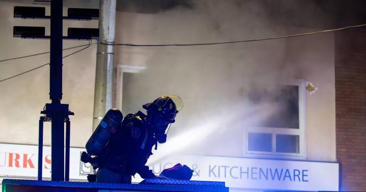 St. Catharines firefighters treated to Geneva Street structure fire Halloween night