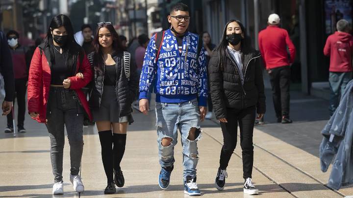 La propuesta de 11% de aumento al salario mínimo en 2026 como propone Sheinbaum presionaría la inflación y golpearía al mercado laboral