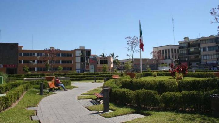 Demolerán en 2026 estacionamiento de Plaza Benito Juárez por daño estructural