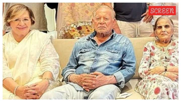 Helen graces husband Salim Khan’s 61st anniversary party with first wife Salma Khan; Salman Khan photographed at celebrations. Watch
