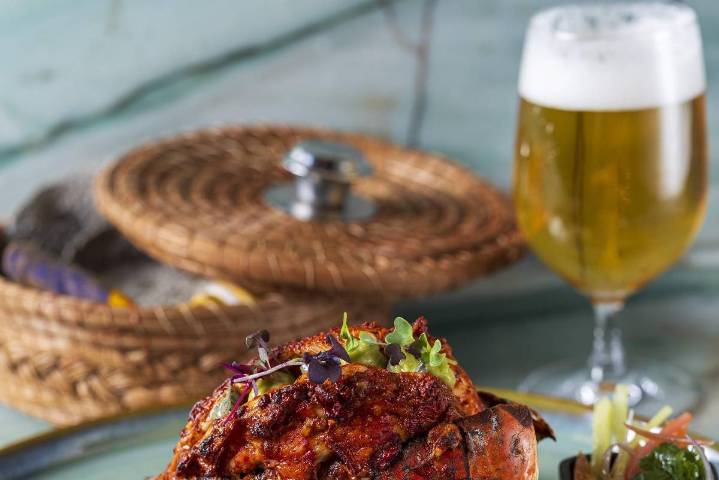 DOS MARES abre sus puertas en Fort Worth y celebra los sabores de la costa mexicana