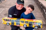 El policía misionero que transforma en su taller, la solidaridad en una tradición comunitaria