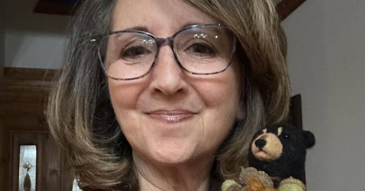 Artists and crafters gearing up for this weekend's Sheltowee Holiday Fair