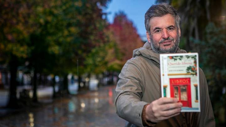 El creador de historias que arrasa en España y afronta el salto a Nueva York