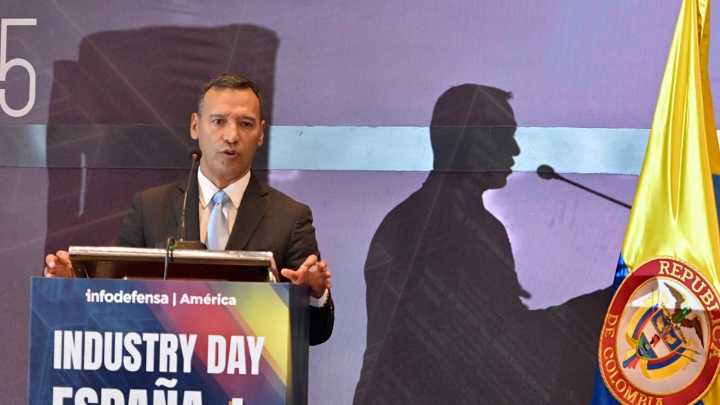 Mindefensa revela la causa que tiene retrasada la firma del contrato para la compa de los aviones Gripen