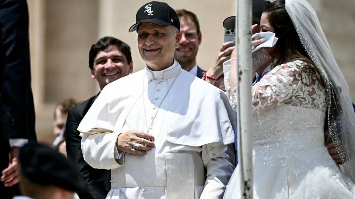 Column: Chicago White Sox's Justin Ishbia meets Pope Leo XIV
