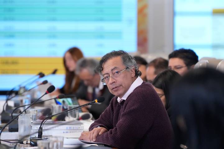 Petro pidió disculpas por frase polémica  cuando se refirió a una parte del cuerpo de las mujeres