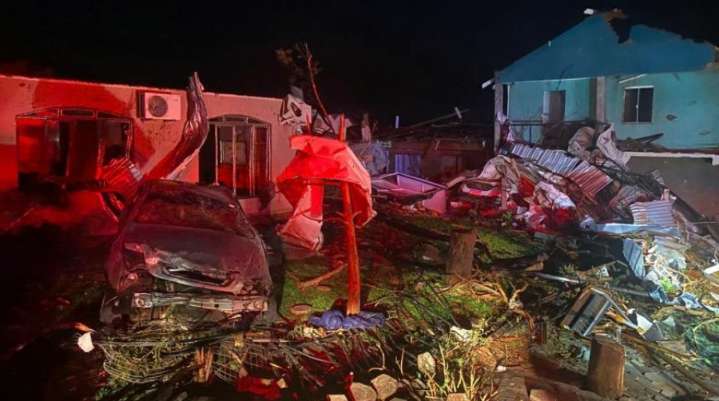 Reportan al menos cinco muertos tras paso de un tornado en Brasil