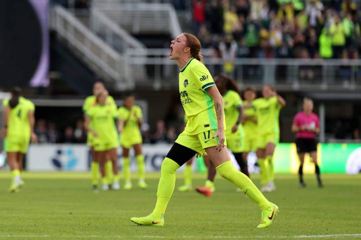 Spirit's mental preparation for the 'unpredictable,' helped secure another dramatic playoff win