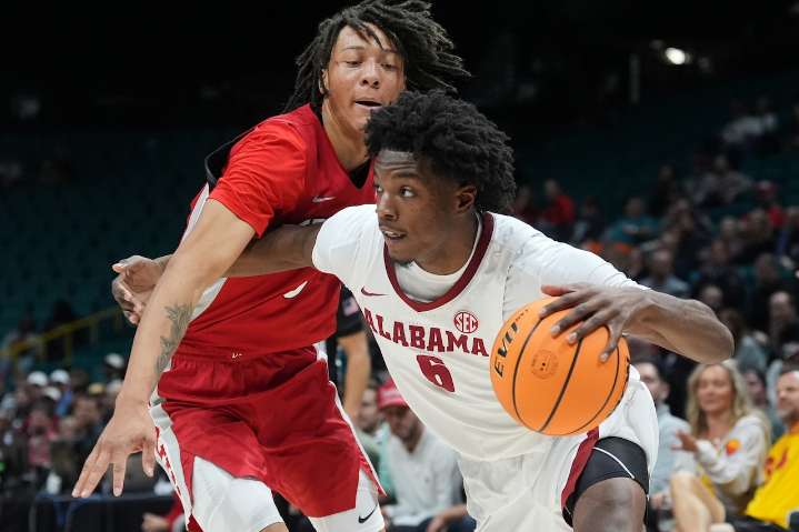 Crimson Tide use strong first half to smash UNLV at Players Era Festival