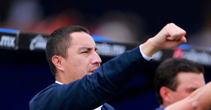 Efrain Juarez gets ringing Celtic endorsement from World Cup icon amid manager swirls as A