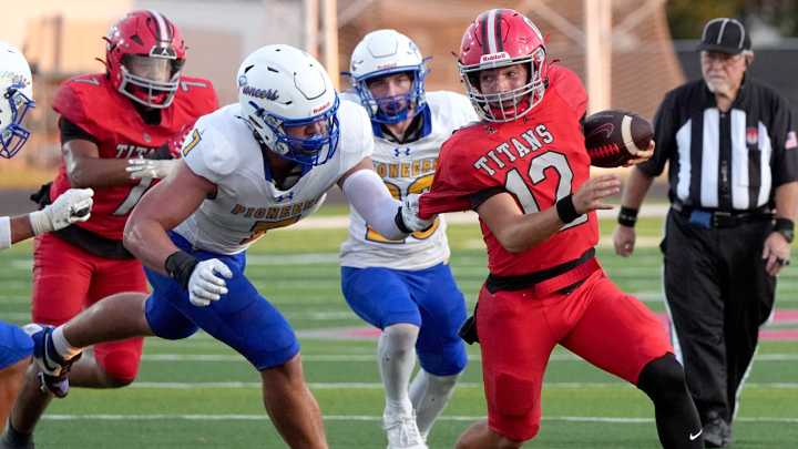 Anderson Collier's rise at QB has kept Carl Albert’s dynasty rolling