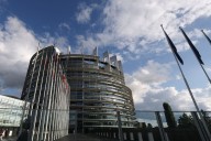 European Parliament agrees on resolution calling for minimum age of on social media