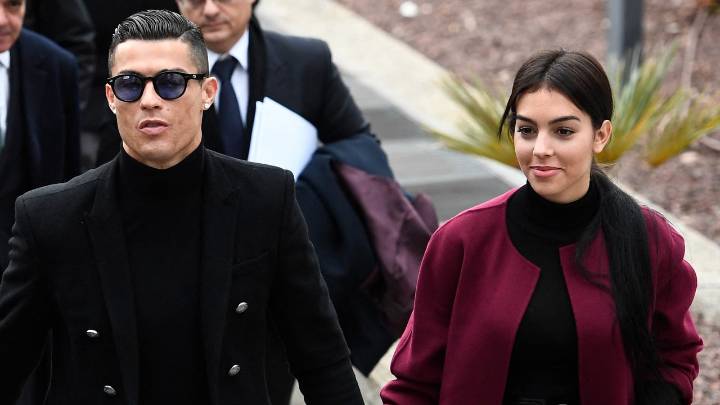 Así fue como la hija de Cristiano Ronaldo interrumpió la propuesta de matrimonio del jugador a Georgina Rodríguez