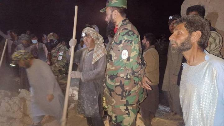 Al menos 20 muertos y más de 530 heridos tras un terremoto de magnitud 6,3 en Afganistán