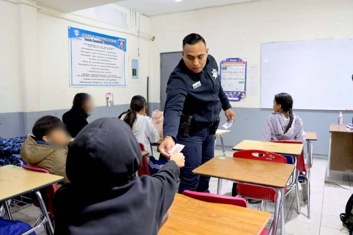 Refuerzan talleres para evitar riñas al exterior de las escuelas