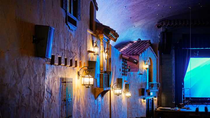 Newly restored Palm Springs Plaza Theatre is ready for its close