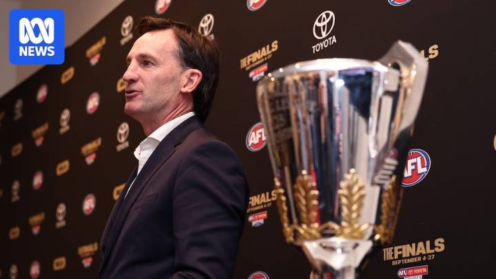 AFL gives teams finishing 10th chance to win premiership through wildcard round in finals