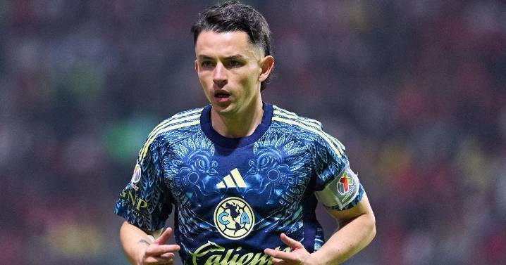 Álvaro Fidalgo se acerca al Tri: su debut podría darse en marzo de 2026