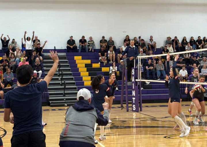 Centennial volleyball's reverse sweep books another Scottsdale trip