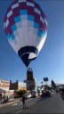 Globo aerostático aterriza de emergencia en zona urbana de León