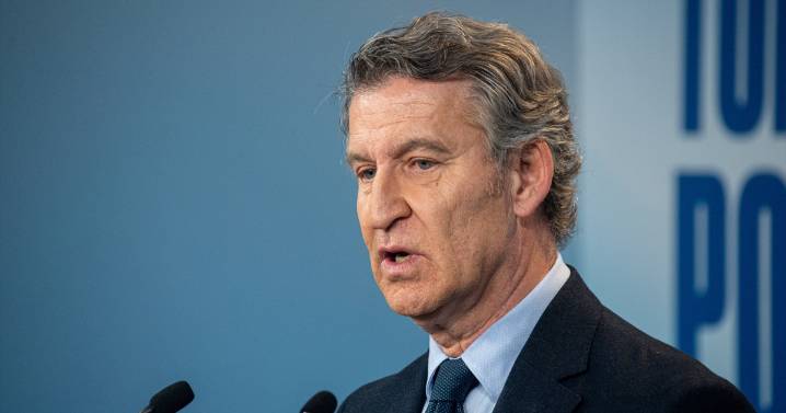 Feijóo pide a los empresarios catalanes que convenzan a Junts para presentar una moción de censura