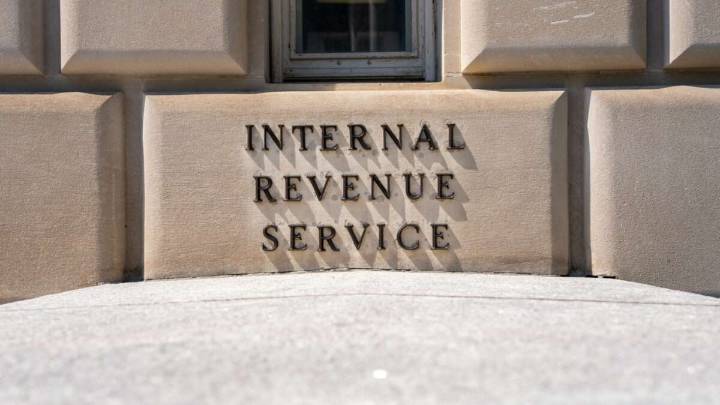 Stealing Innocent People's Tax Returns Isn't Heroic. The IRS Leaker Doesn't Deserve a Do