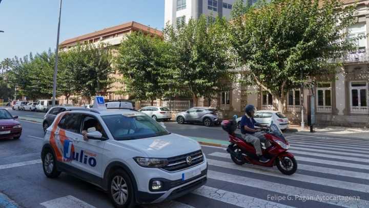 López Miras anuncia ayudas de hasta 200 euros para los jóvenes interesados en sacarse el carnet de conducir